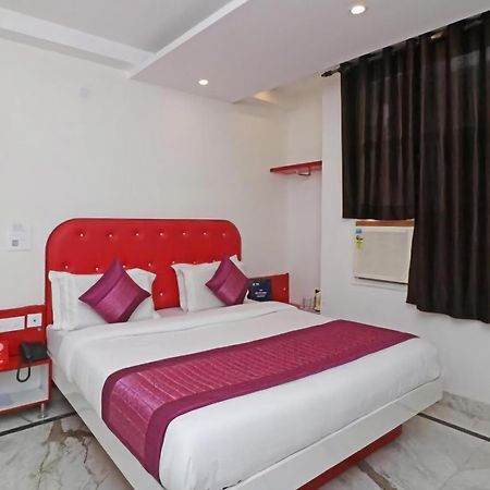 Hotel Leo Continental New Delhi Eksteriør billede