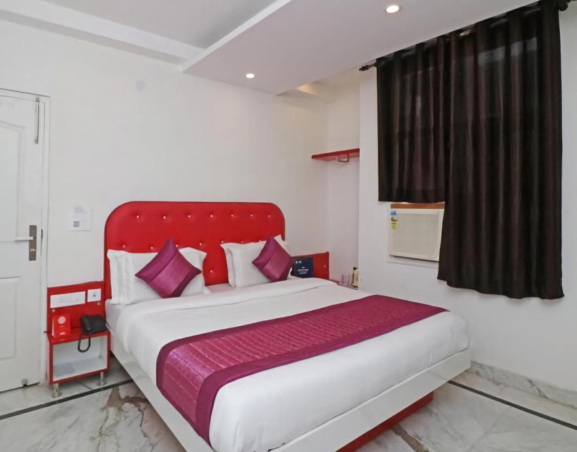 Hotel Leo Continental New Delhi Eksteriør billede