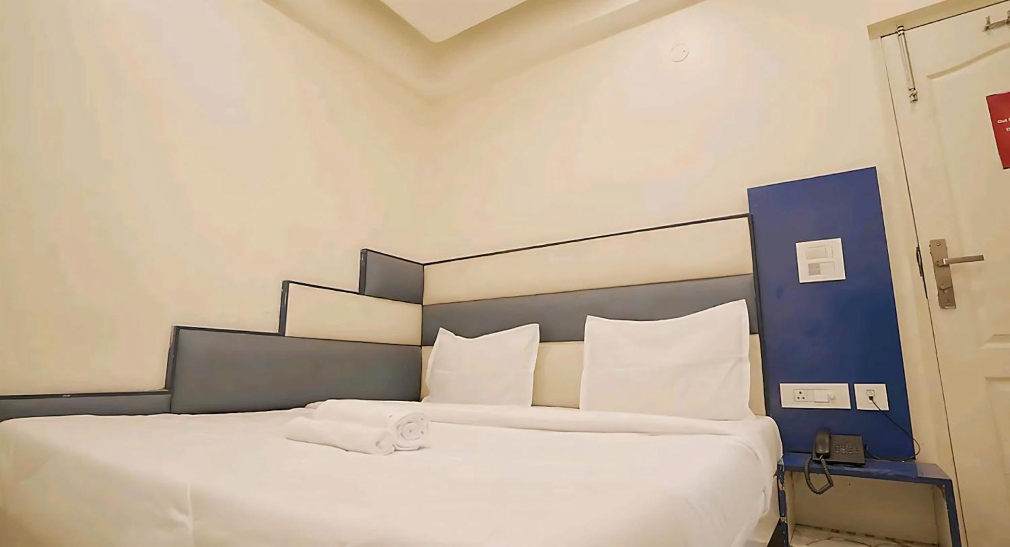 Hotel Leo Continental New Delhi Eksteriør billede