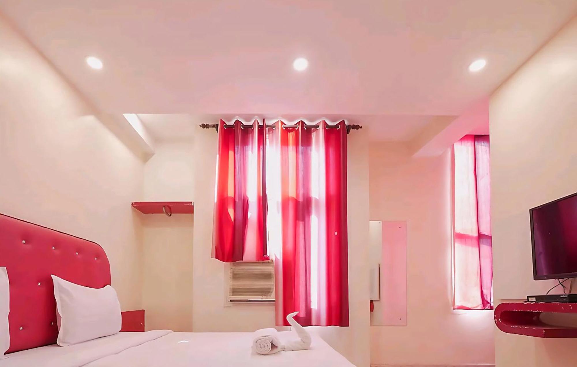Hotel Leo Continental New Delhi Eksteriør billede