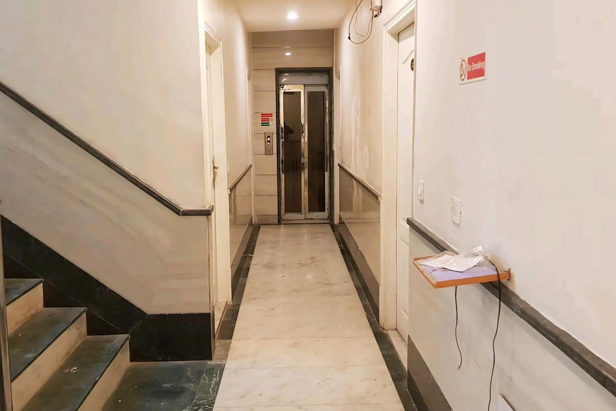 Hotel Leo Continental New Delhi Eksteriør billede