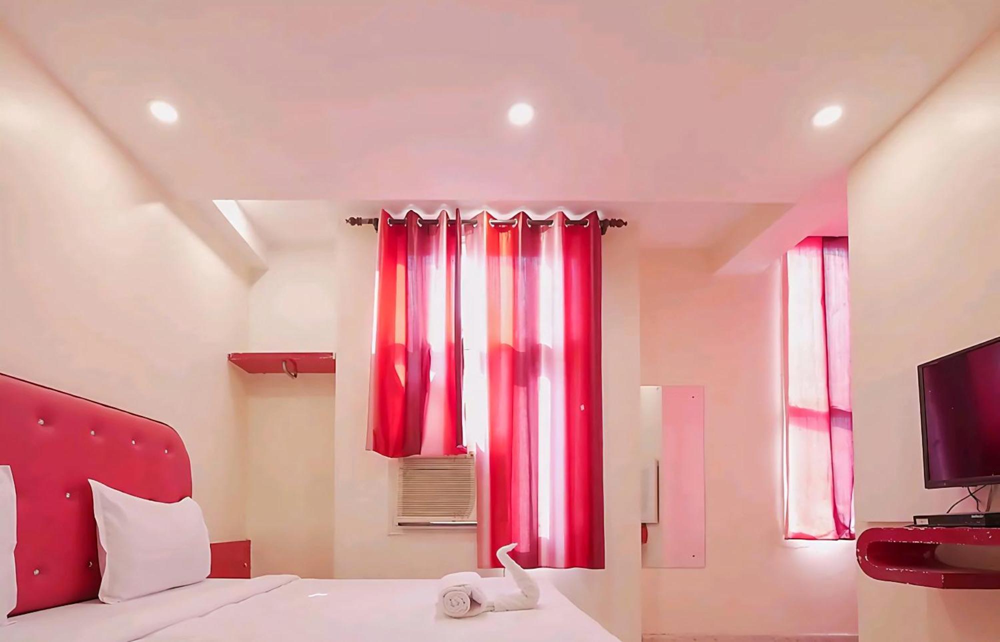 Hotel Leo Continental New Delhi Eksteriør billede